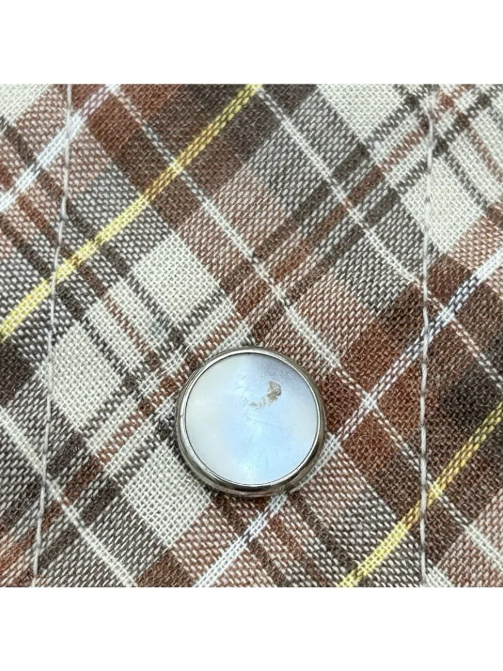 Vintage Levis Pearl Snap Button Brown Plaid Western Shirt Men’s Size Medium READ